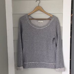 grey sweatshirt